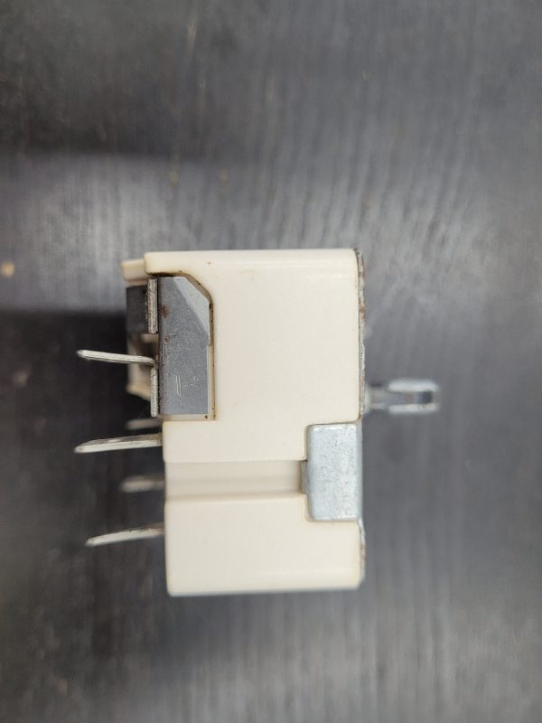 GE Range Surface Element Control Switch WB24T10029 - Image 4