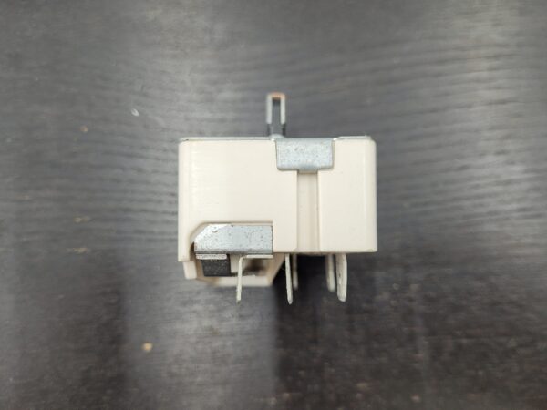 GE Range Surface Element Control Switch, 2,600-watt WB24T10025 - Image 4