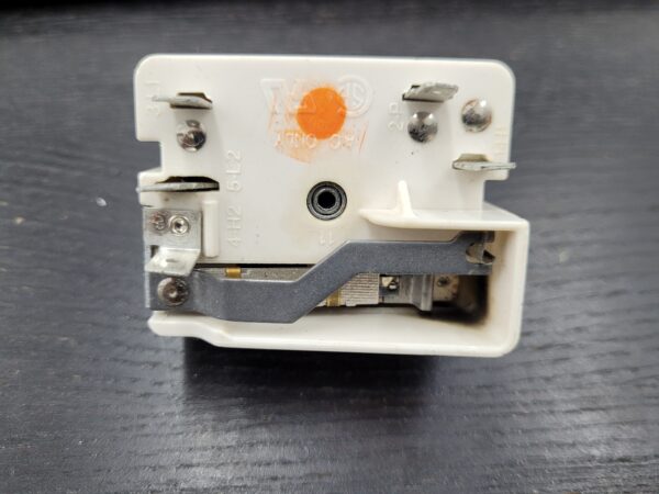 GE Range Surface Element Control Switch, 2,600-watt WB24T10025 - Image 6