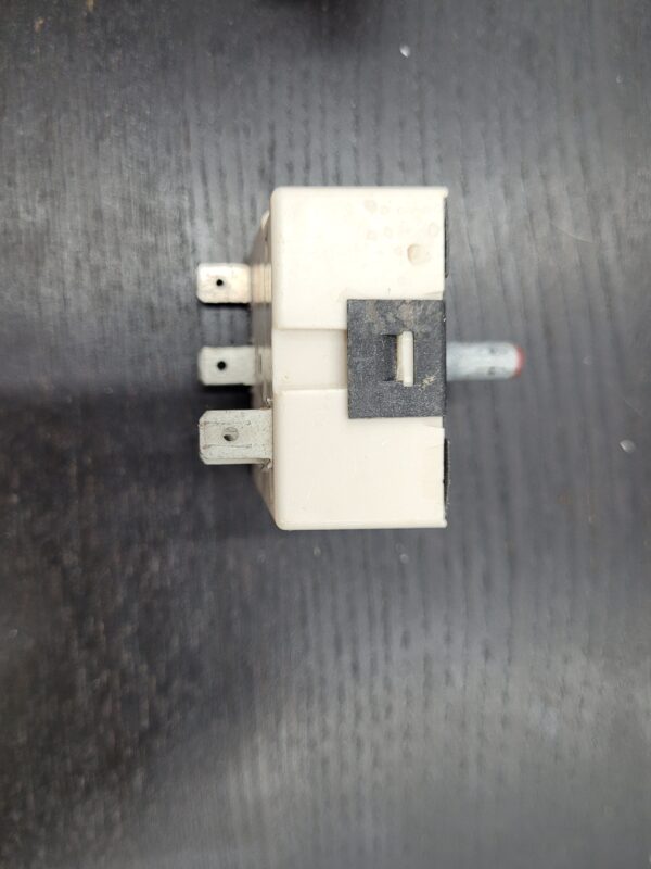 Kenmore Range Surface Element Control Switch 316021501 - Image 4