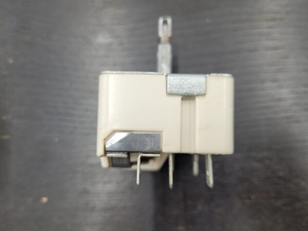 Hotpoint Range Surface Element Control Switch WB24T10027 - Image 4