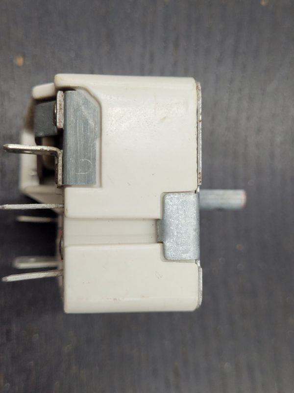 Whirlpool Stove Surface Element Control Switch 7403P372-60 - Image 4