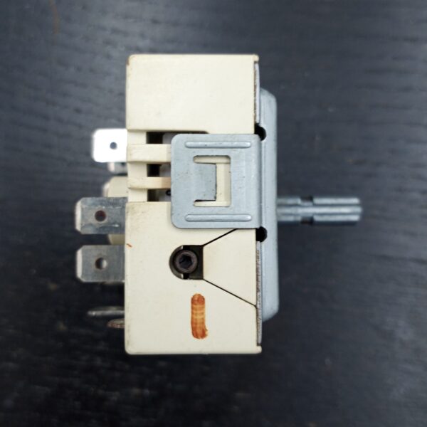Range Surface Element Control Switch WB24T10153 - Image 3