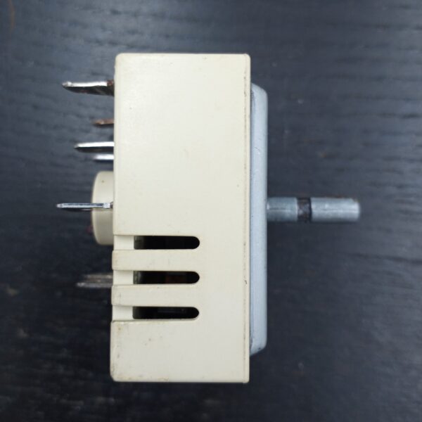 Range Surface Element Control Switch WB24T10153 - Image 4