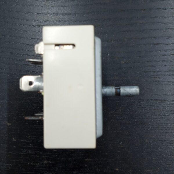 GE Stove Surface Element Control Switch WB24T10119 (5059079042) - Image 3
