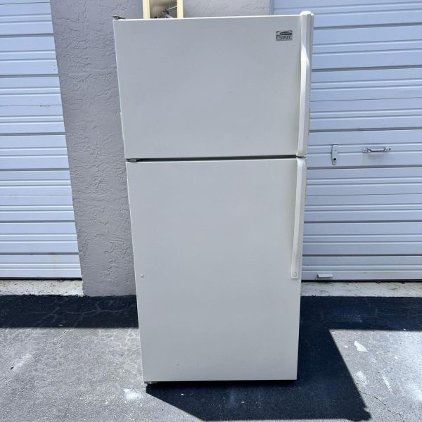 Estate Top and Bottom Refrigerator