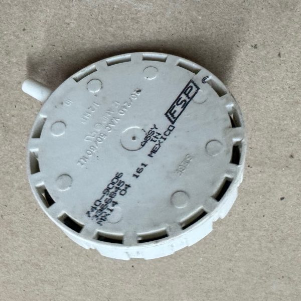 Kenmore Washer Water-Level Pressure Switch (replaces 3366845) W10339326 - Image 2