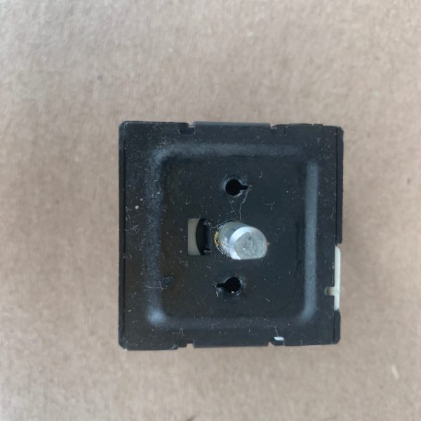 Frigidaire Range Burner Control Switch 316021500 - Image 2