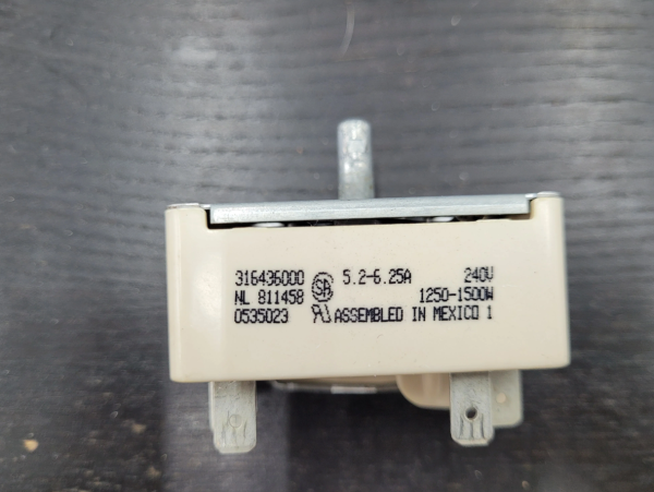 Frigidaire Range Small Surface Element Control Switch 316436000