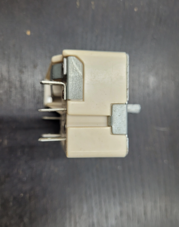 Frigidaire Range Small Surface Element Control Switch 316436000 - Image 4