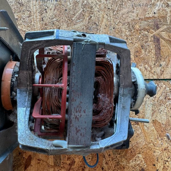Whirlpool Dryer Drive Motor 8538263 - Image 2