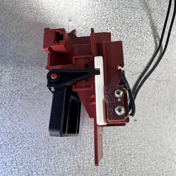 Miele Dishwasher Door Latch (5075371) G843 SCVI PLUS - Image 3