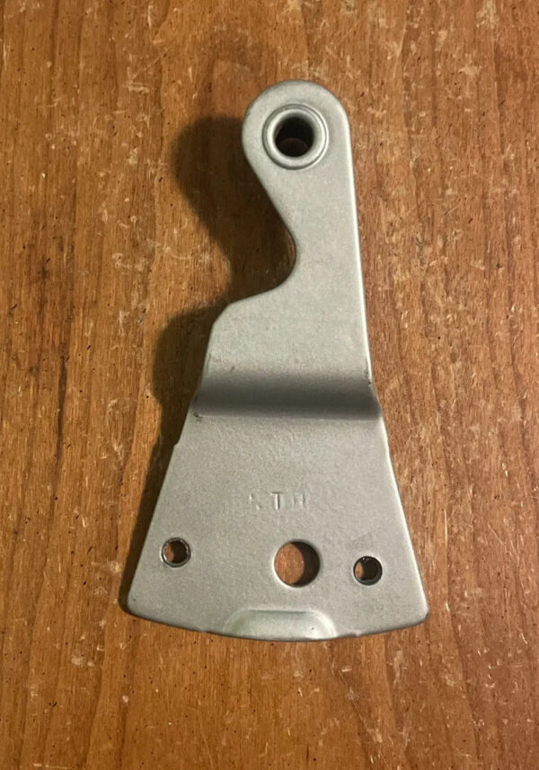 GE Refrigerator Hinge WR13X10217