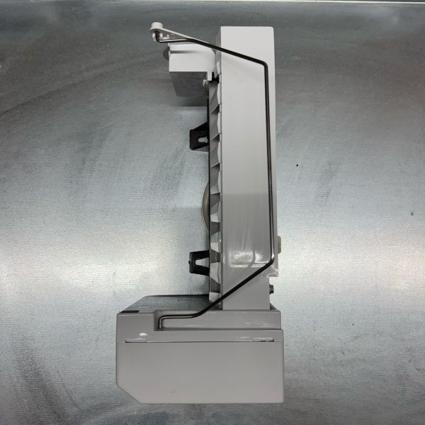 Whirlpool Refrigerator Ice Maker W11565638 - Image 2